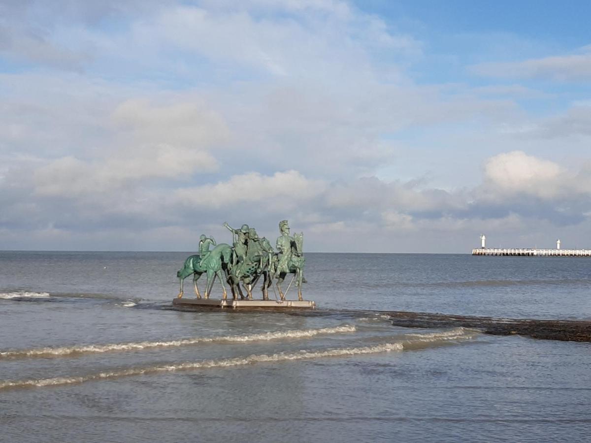 Nieuwpoort Marjolaine Prachtig Zeezicht - 4De Verdiep -Op De Dijk 5Pers Zewnętrze zdjęcie